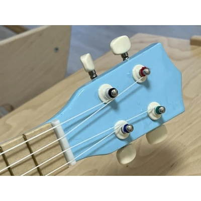 Chitara pentru copii (ukulele)